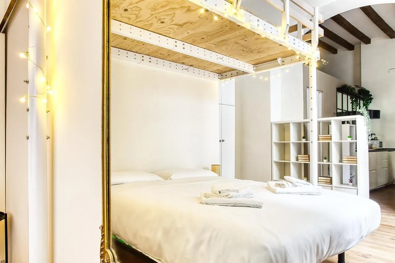 Urban & Stylish Loft - Via Farini Apartment Milan Italy