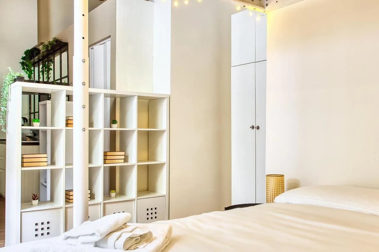 Urban & Stylish Loft - Via Farini Apartment Milan