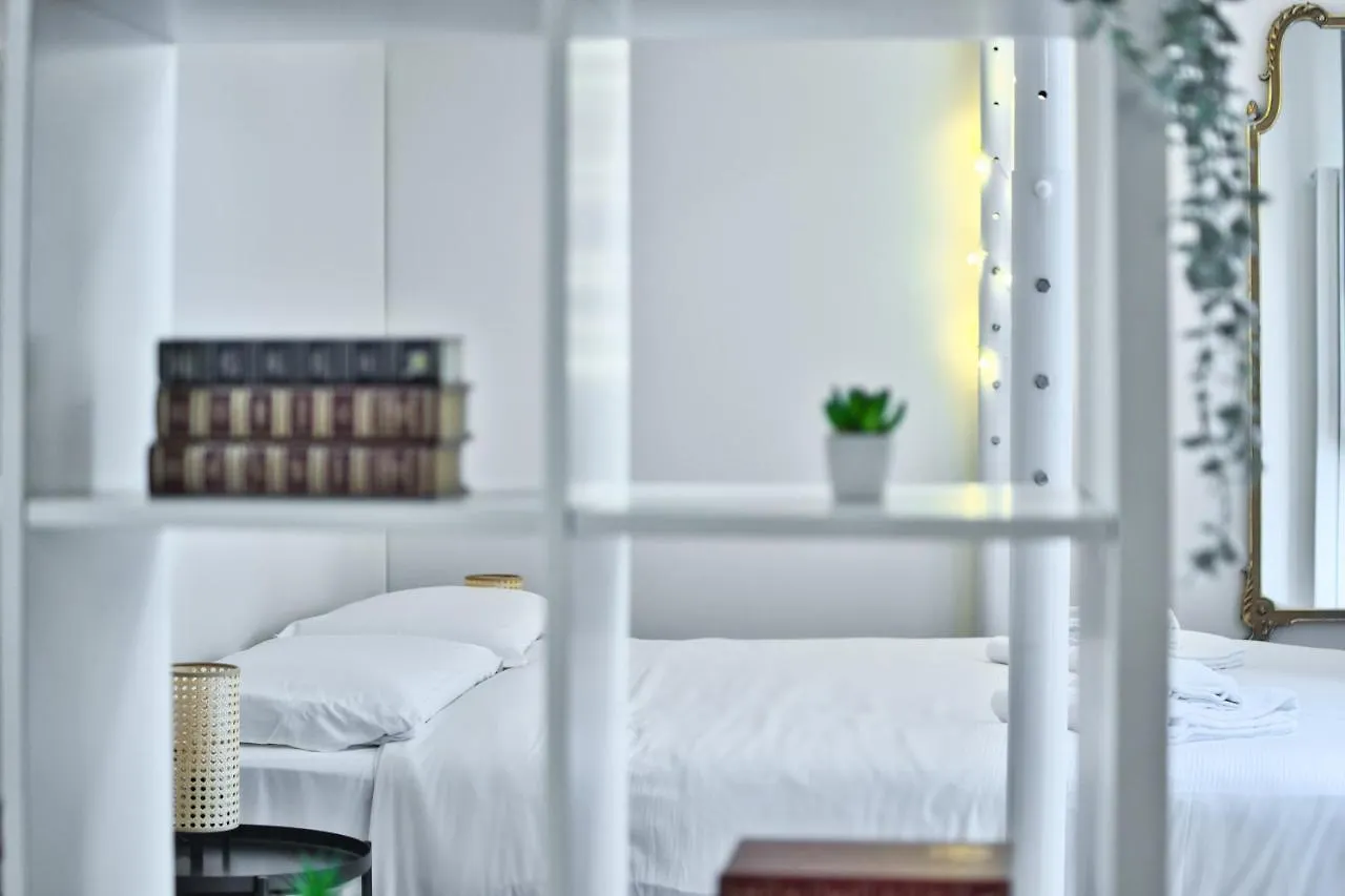 Urban & Stylish Loft - Via Farini Apartment Milan